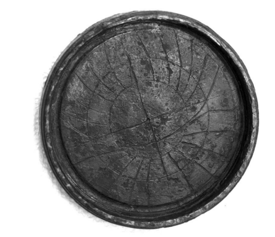 Figure 14. Upper component of the Vienna Kunsthistorisches Museum pillbox sundial [13].