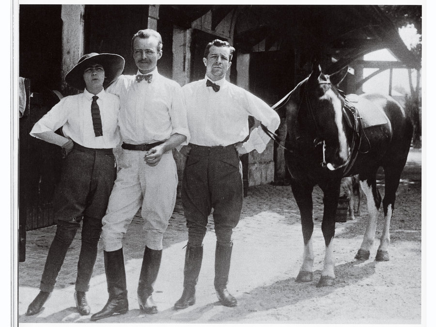 Figure 1. 1909. Photography. HYPERLINK "https://www.tatler.com/article/chanel-coco-crush-jewellery-collection-equestrian" \h https://www.tatler.com/article/chanel-coco-crush-jewellery-collection-equestrian
